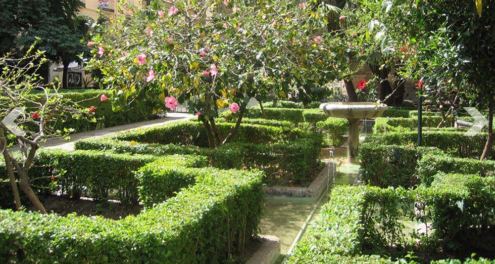 Residencia Universitaria San Jose Малага Екстер'єр фото